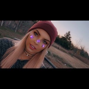 Meet your Posher, Lace